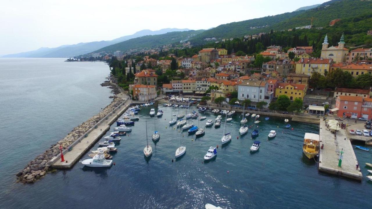 Apartments Matacin With Sea View Opatija Exterior photo