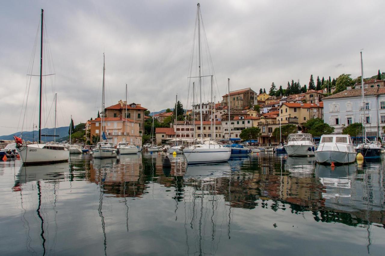 Apartments Matacin With Sea View Opatija Exterior photo