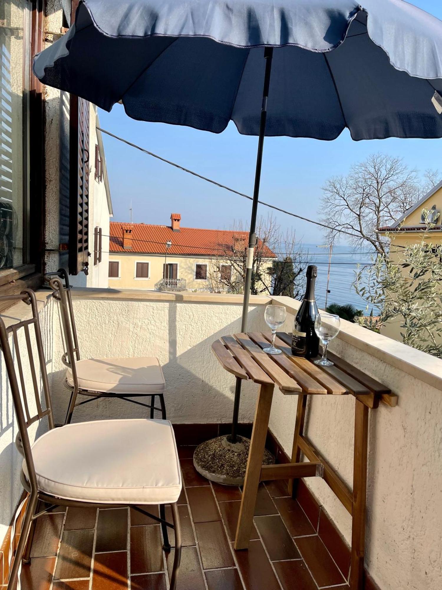 Apartments Matacin With Sea View Opatija Room photo